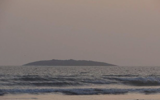 Illustration for article titled 7.7 magnitude quake in Pakistan just created a new island